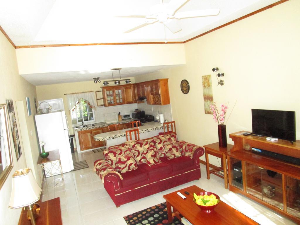 The Residence Portmore Apartments מראה חיצוני תמונה