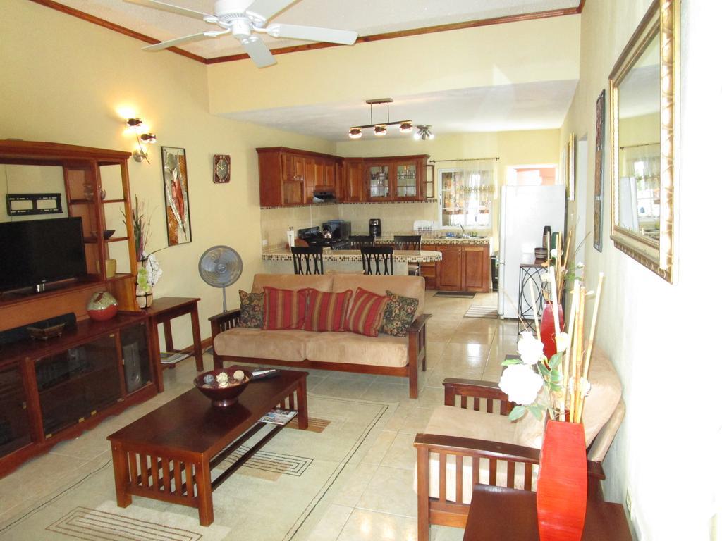 The Residence Portmore Apartments מראה חיצוני תמונה