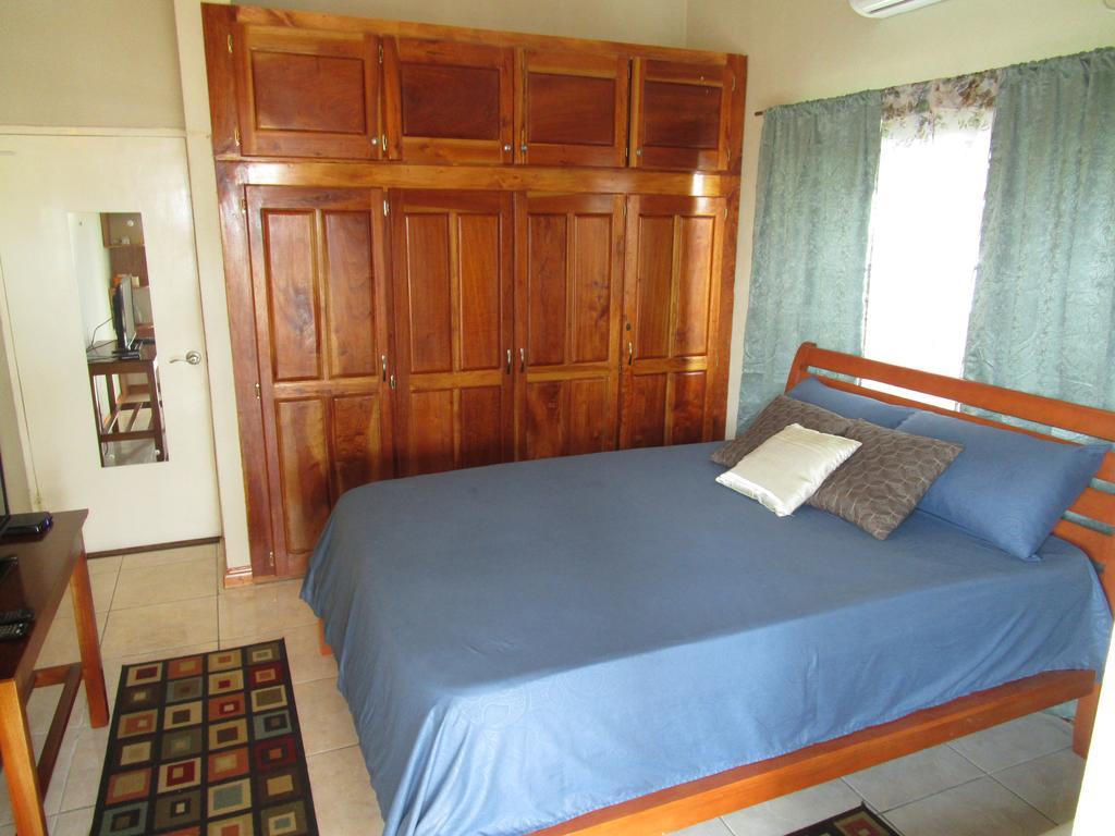 The Residence Portmore Apartments מראה חיצוני תמונה