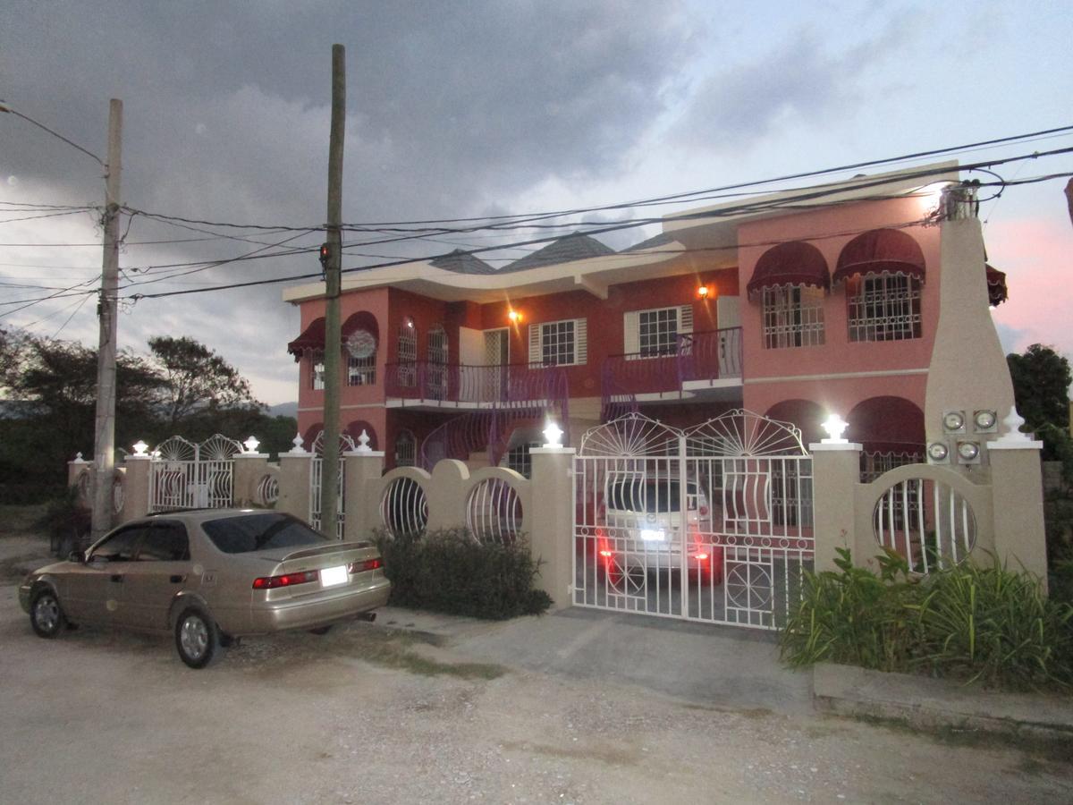 The Residence Portmore Apartments מראה חיצוני תמונה