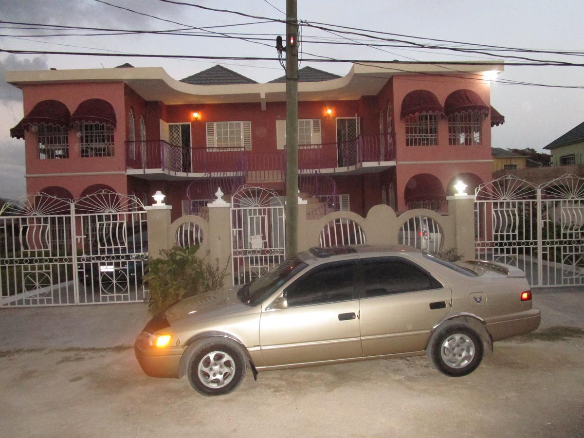 The Residence Portmore Apartments מראה חיצוני תמונה